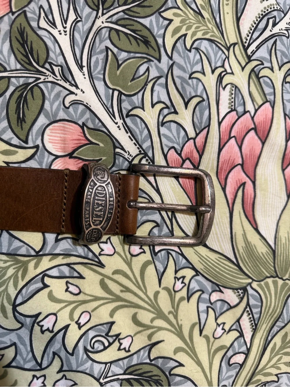 Diesel Brown Leather Men's Belt with Distinctive Branded Buckle